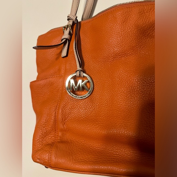 Michael Kors Jet Set tote - Picture 3 of 10